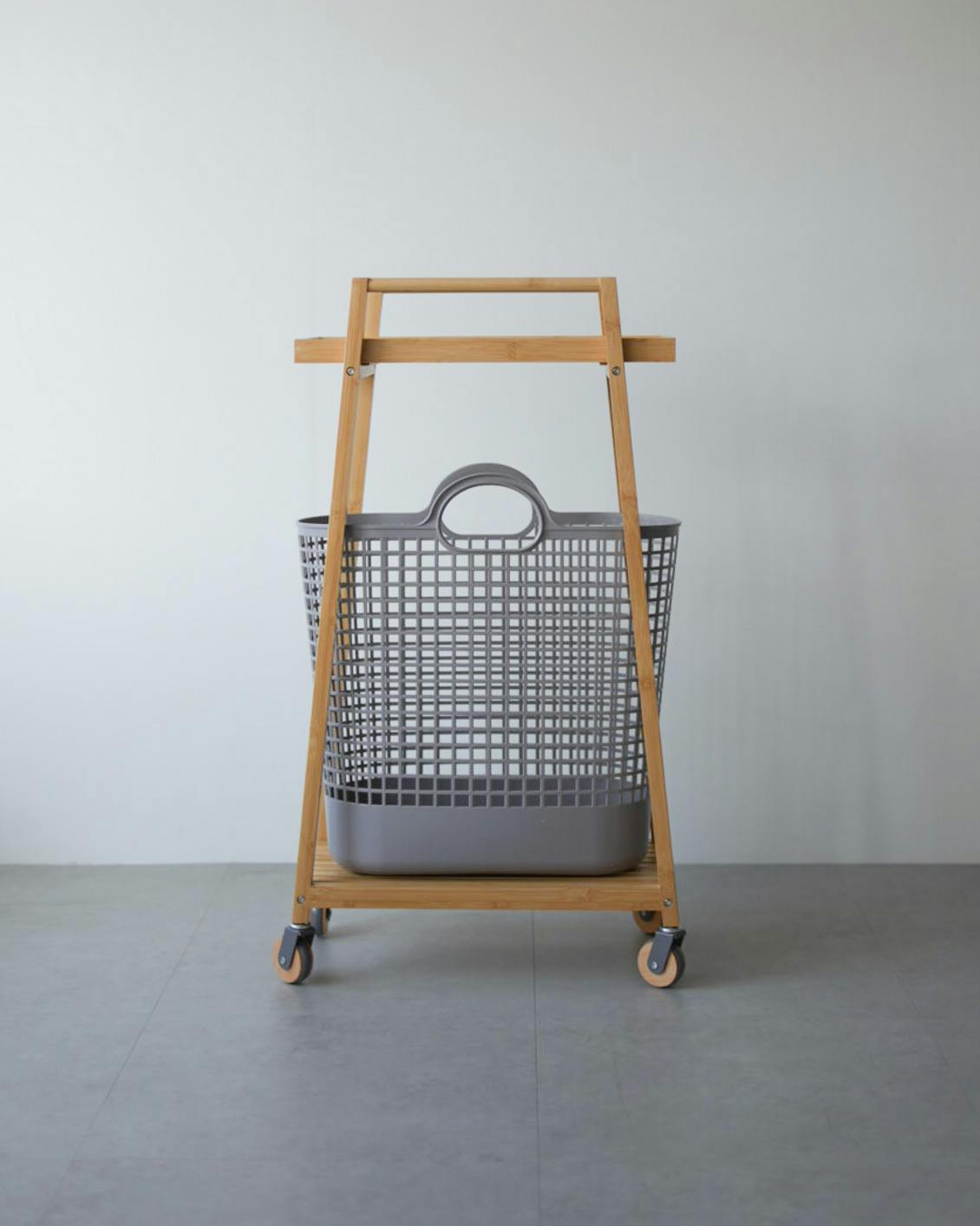 【当店別注】like-it / ライクイット / ランドリースリムワゴン（バスケット付き）/ ライトグレーの商品写真
