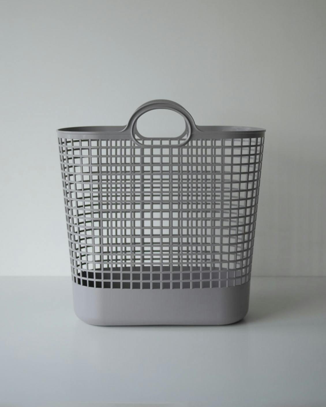 【当店別注】like-it / ライクイット / ランドリーバスケット（スリム） / ライトグレーの商品写真