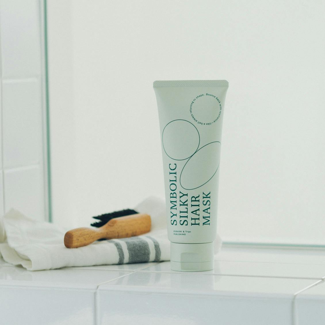 【単品でも送料無料】 「いまの髪をもう一度好きになる」シンボリック シルキーヘアマスク / SYMBOLIC SILKY HAIRMASKの商品写真
