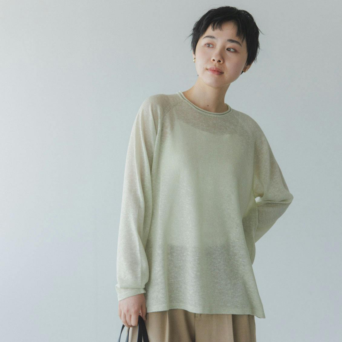 涼やか素材の長袖シアーニット / ソフトグリーンの商品写真