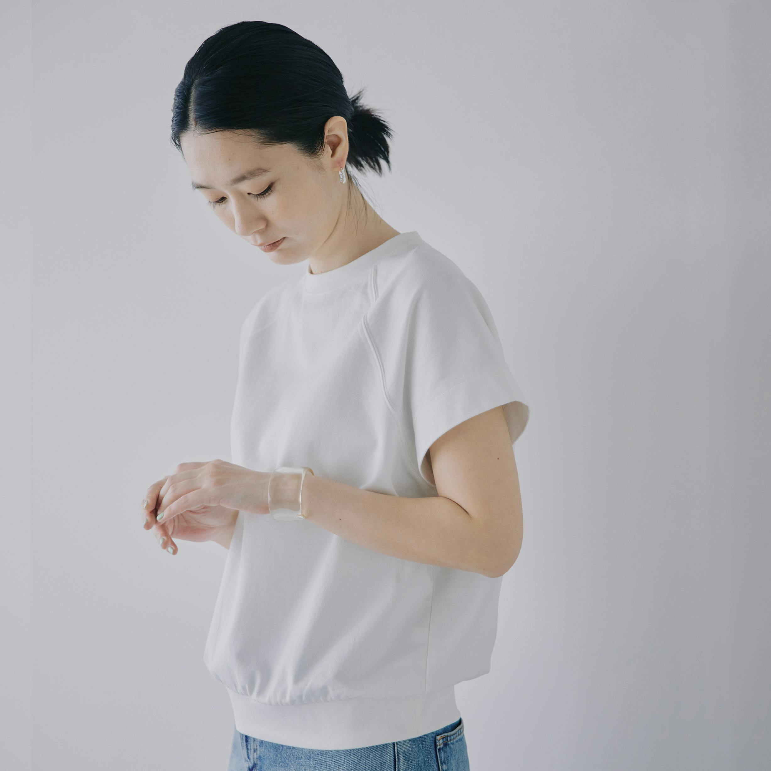 「さらり、軽やか」コットン素材の半袖スウェット / ホワイトの商品写真