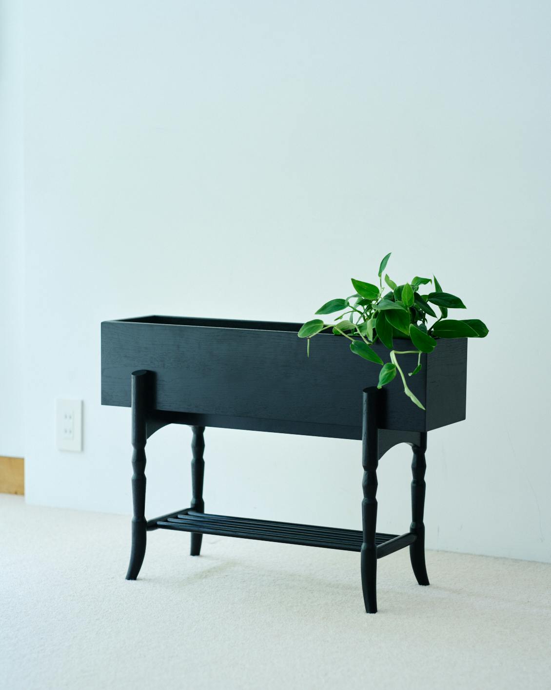 「私がつくる、見たい景色」プランターボックス / M（幅69cm ）/ ブラックの商品写真